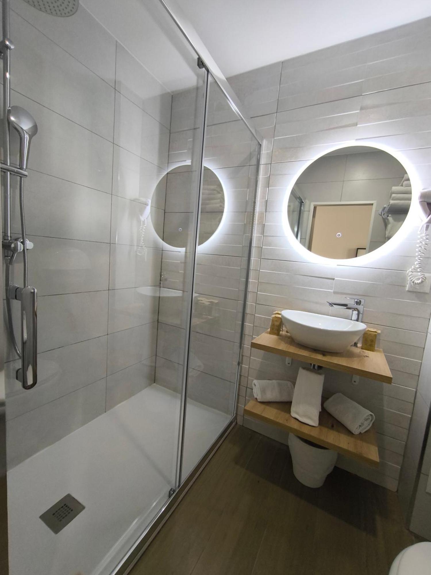 Hotel Saint Gothard Nizza Esterno foto